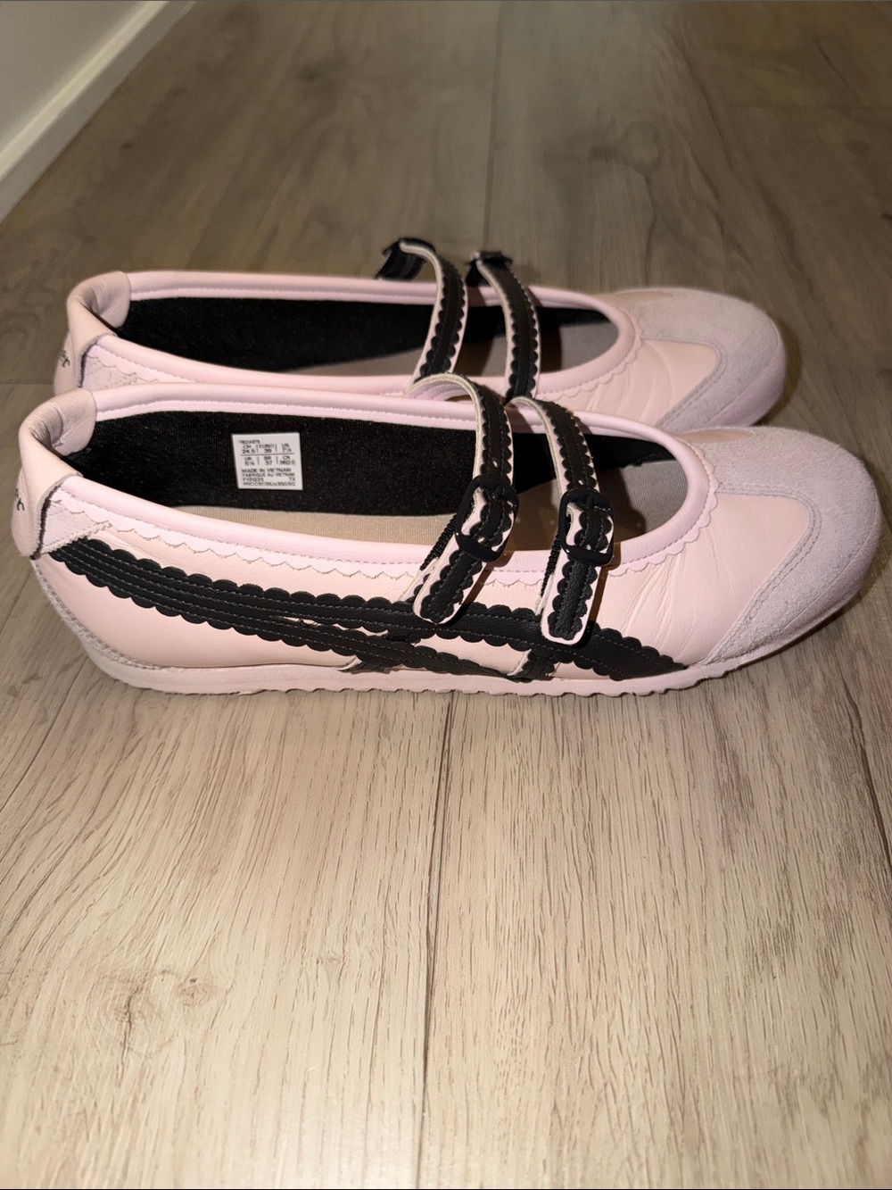 Onitsuka Tiger Mexico 66 Mary Jane’s - Picture 1 of 7